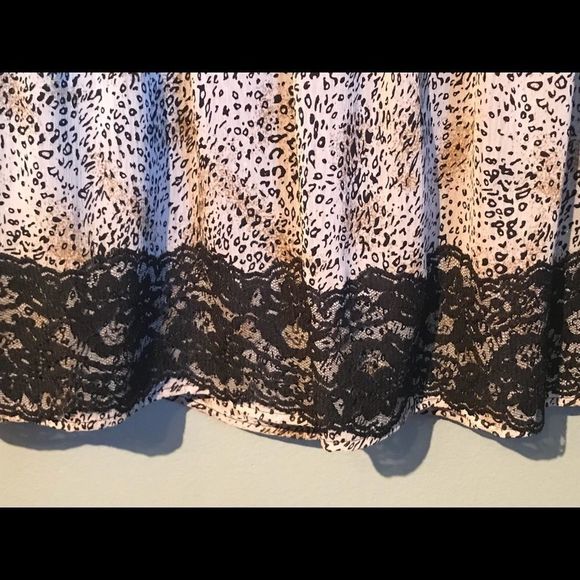 Charlotte Russe leopard print skirt - Picture 5 of 7